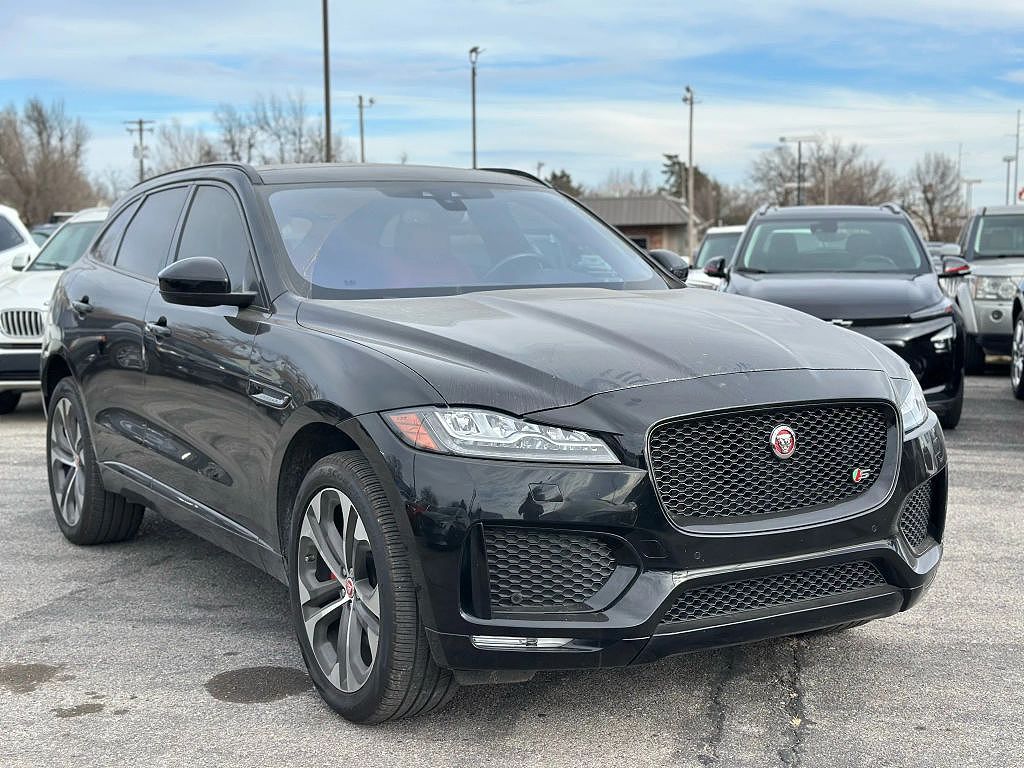 2017 Jaguar F-Pace S