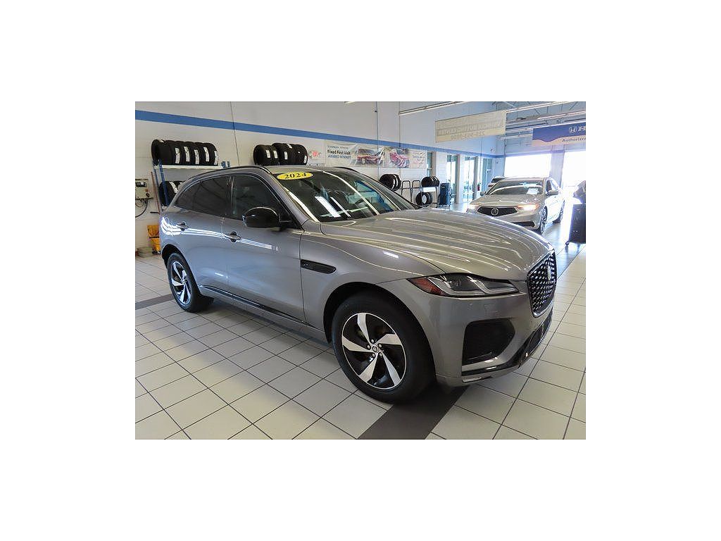 2024 Jaguar F-Pace P250 R-Dynamic S
