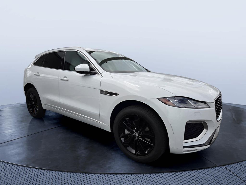 2024 Jaguar F-PACE P250 R-Dynamic S