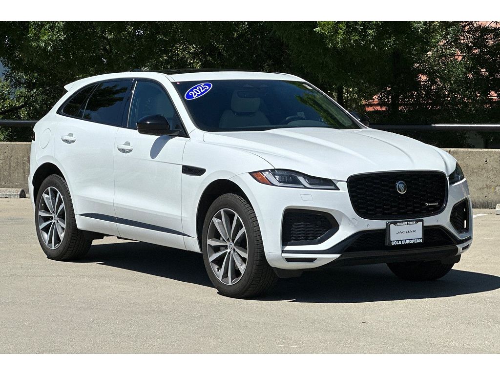 2025 Jaguar F-PACE P250 R-Dynamic S