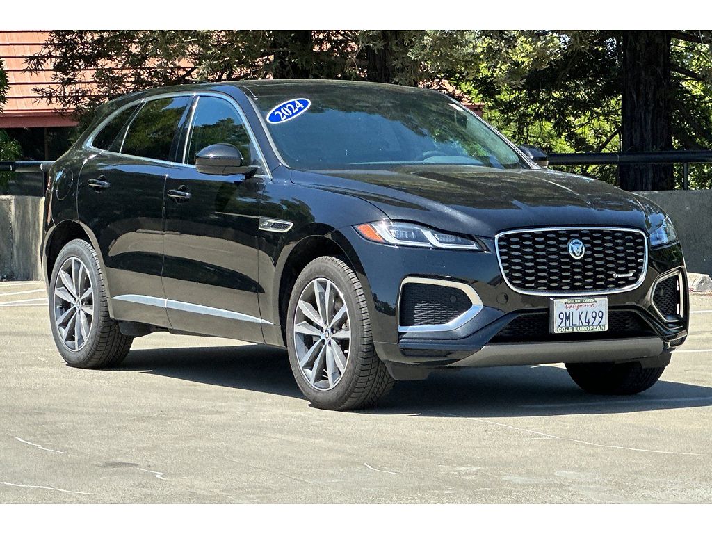 2024 Jaguar F-PACE P250 R-Dynamic S