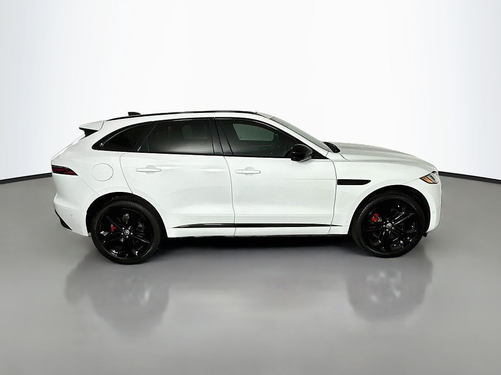 2024 Jaguar F-PACE P400 R-Dynamic S