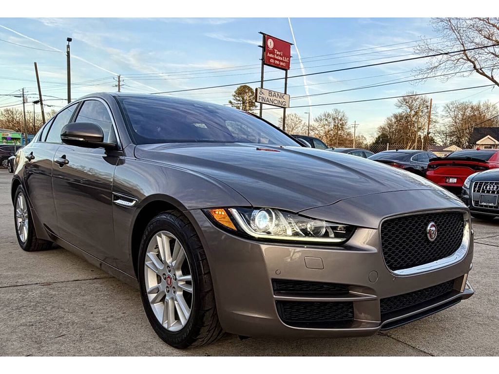 2017 Jaguar XE 25t Premium