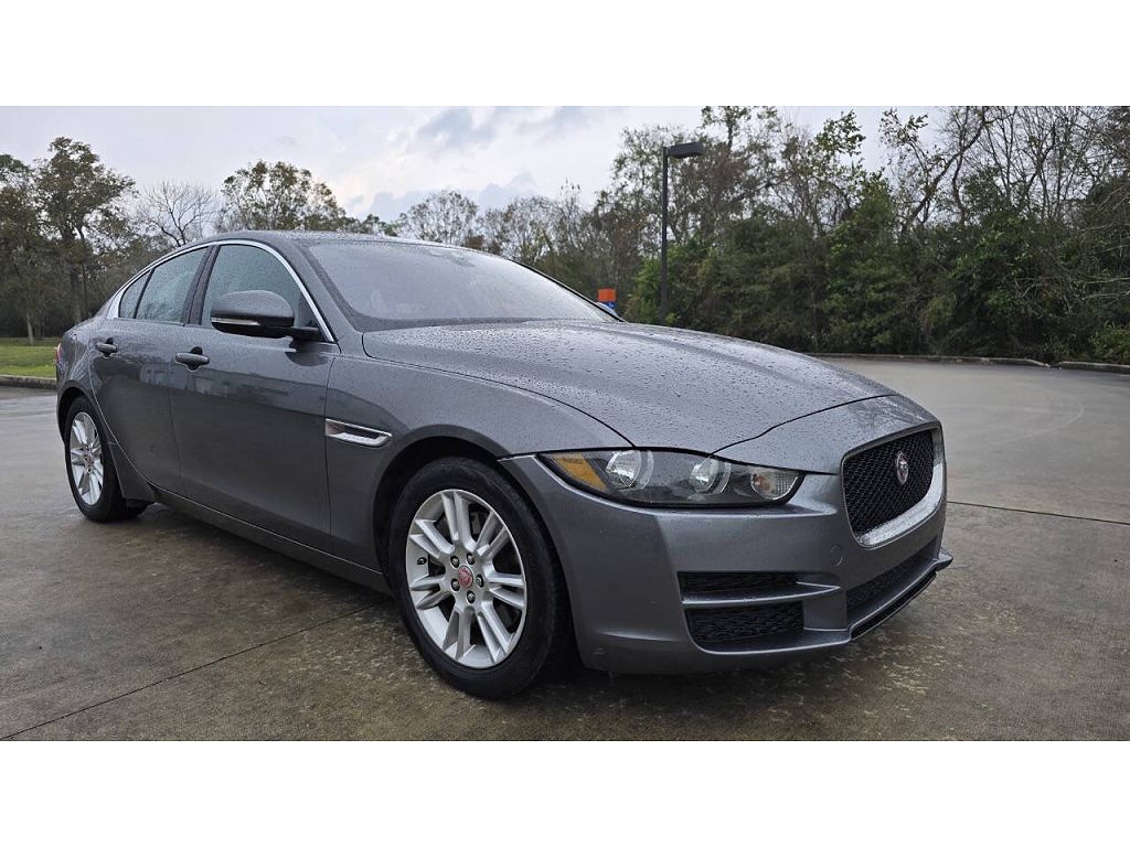 2017 Jaguar XE 25t Premium