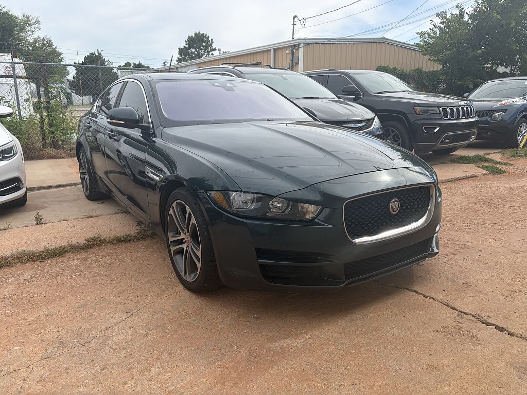 2017 Jaguar XE 35t Premium