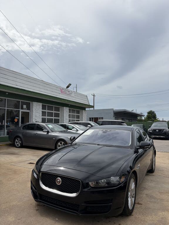 2018 Jaguar XE 25t Premium