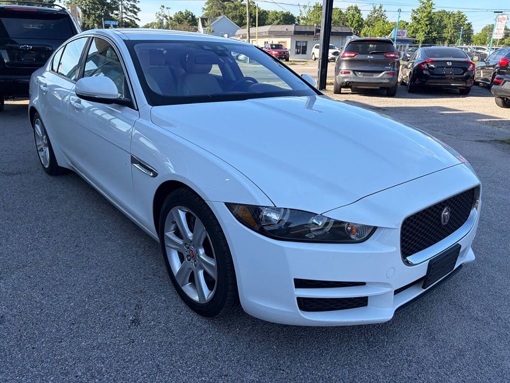 2018 Jaguar XE 25t Premium