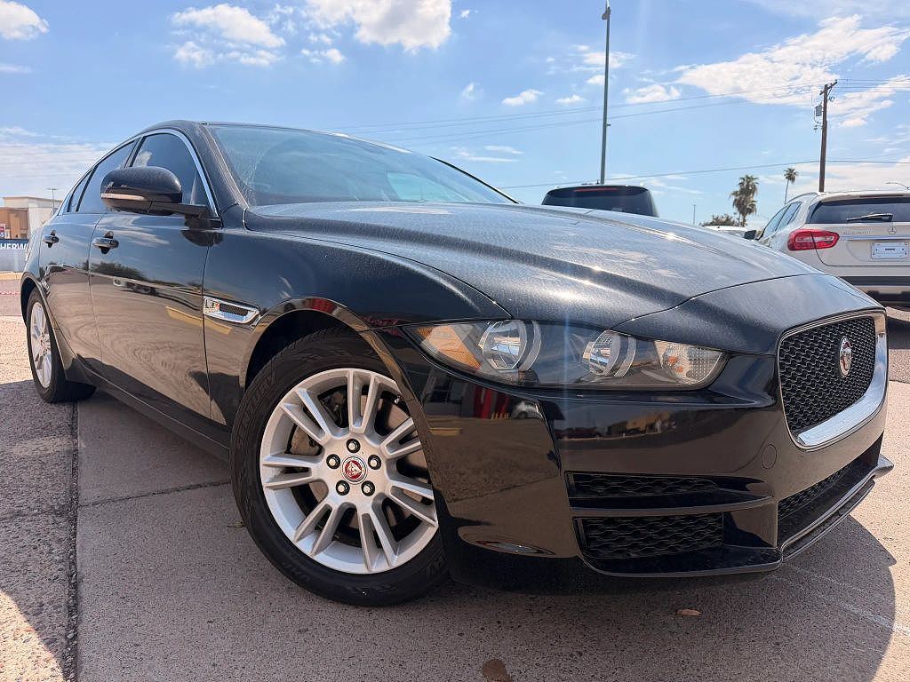 2018 Jaguar XE 25t Premium