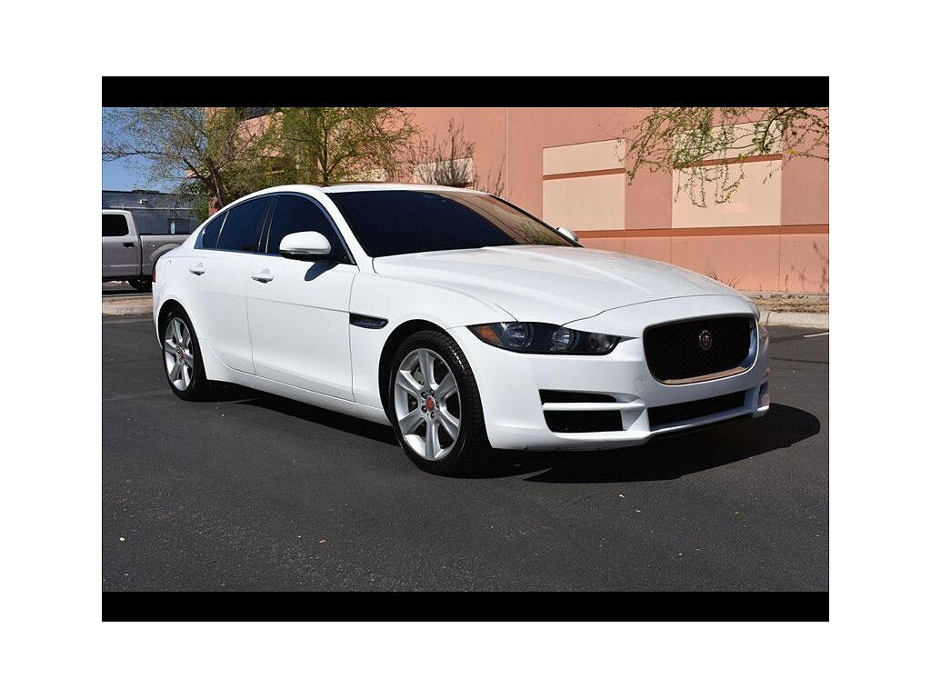 2019 Jaguar XE 30t Premium