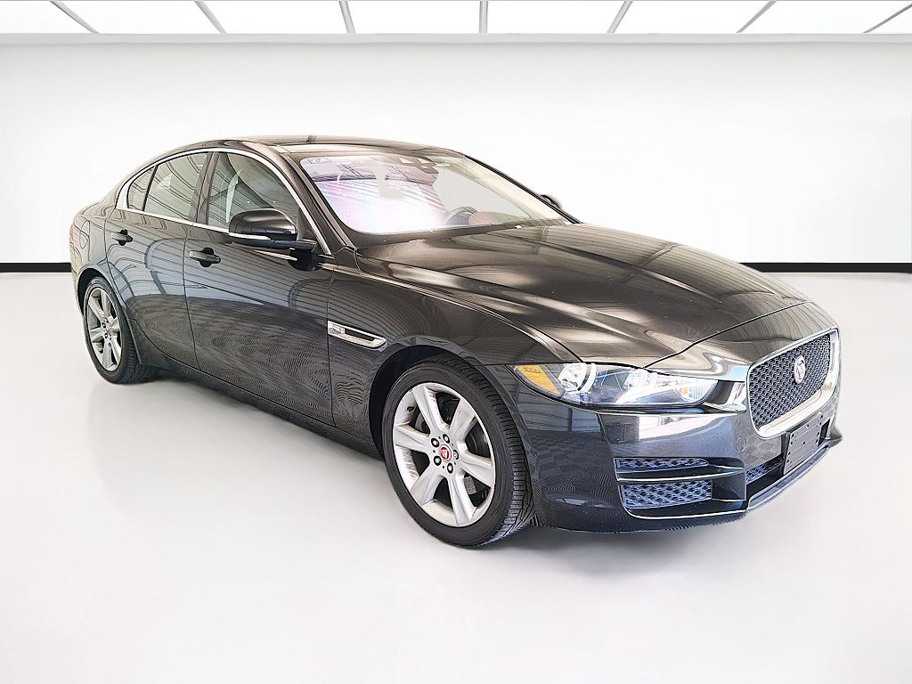 2017 Jaguar XE 25t Prestige