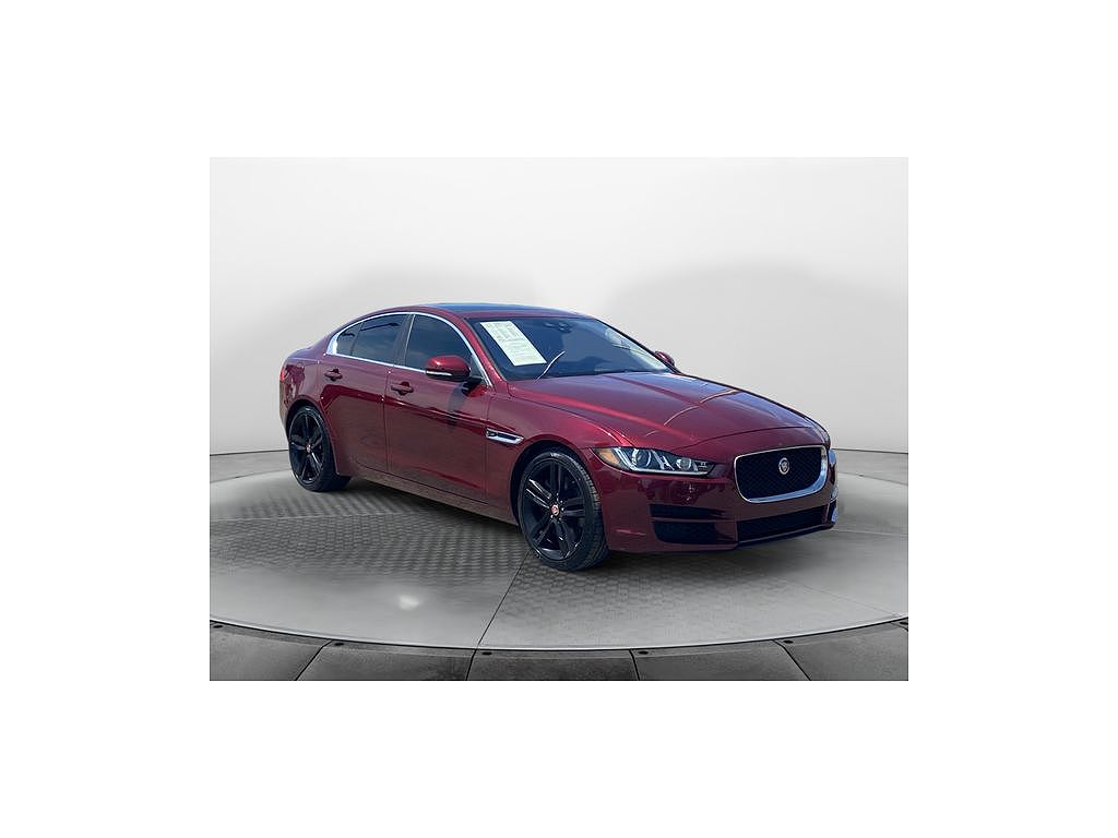 2017 Jaguar XE 35t Prestige