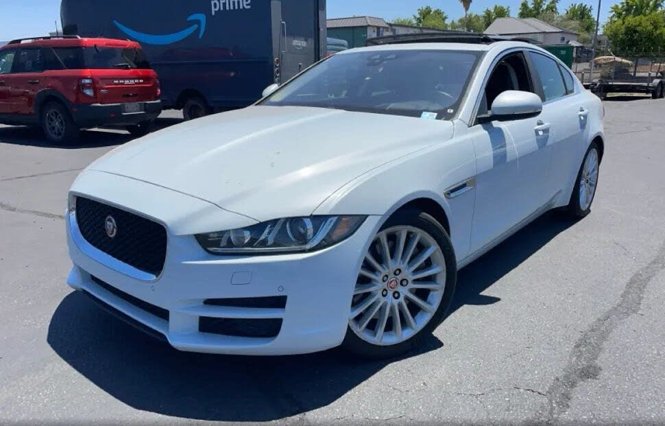 2017 Jaguar XE 35t First Edition