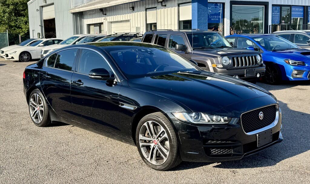 2017 Jaguar XE 35t Premium