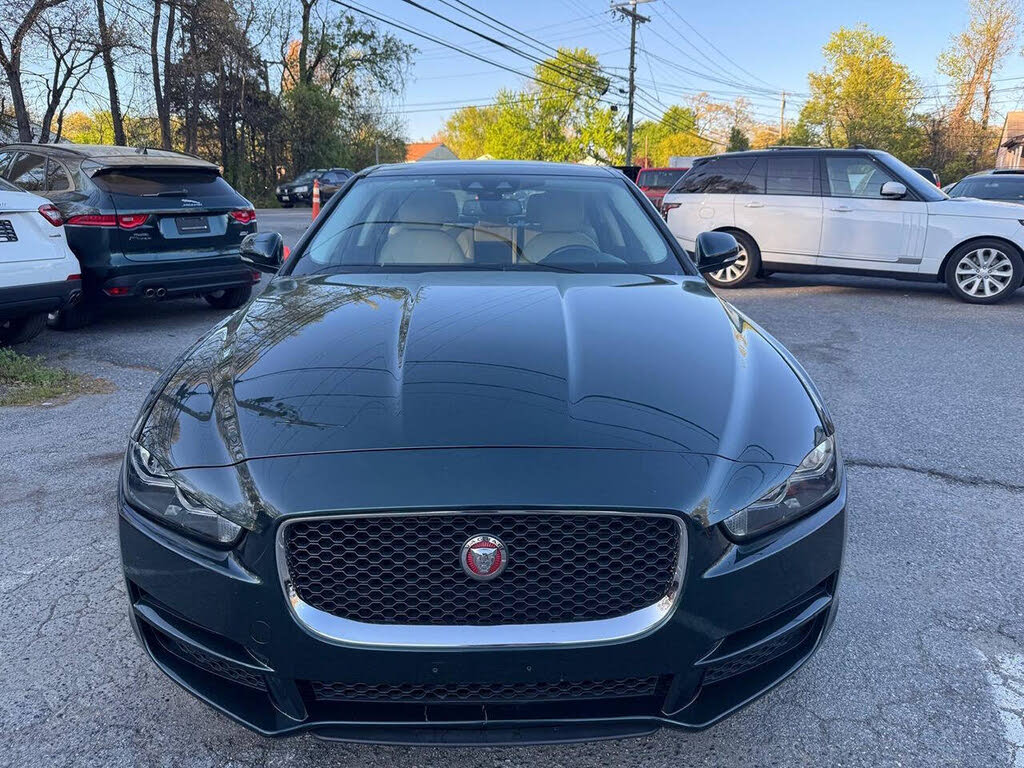 2017 Jaguar XE 35t Premium