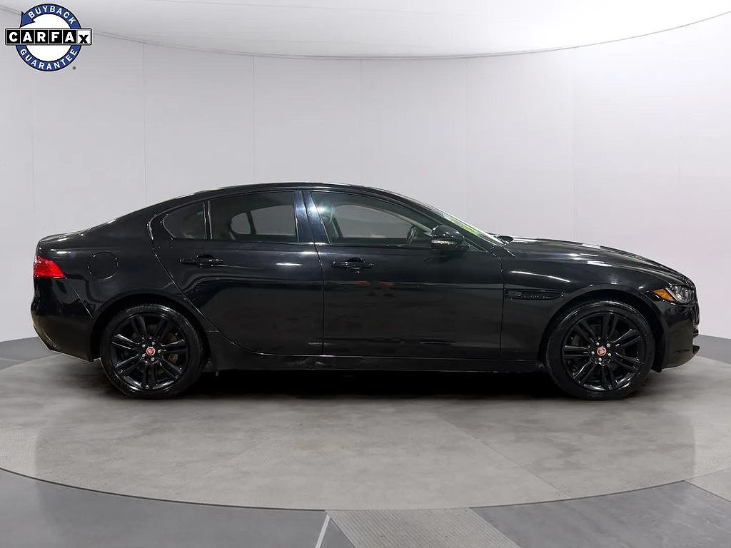 2019 Jaguar XE 25t Prestige