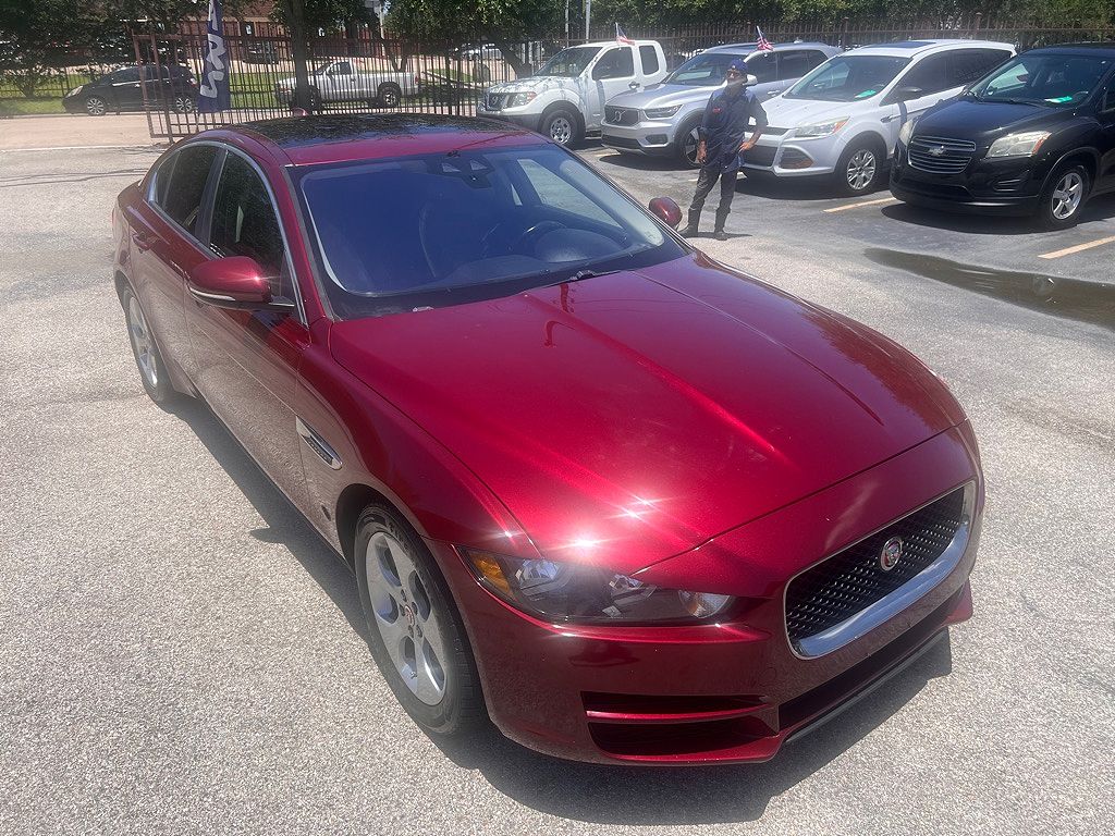 2017 Jaguar XE 25t