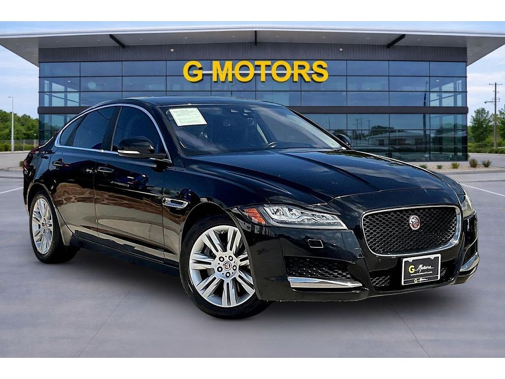 2017 Jaguar XF 35t Premium