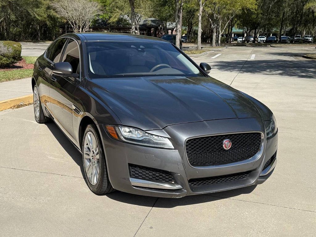 2017 Jaguar XF 35t Premium
