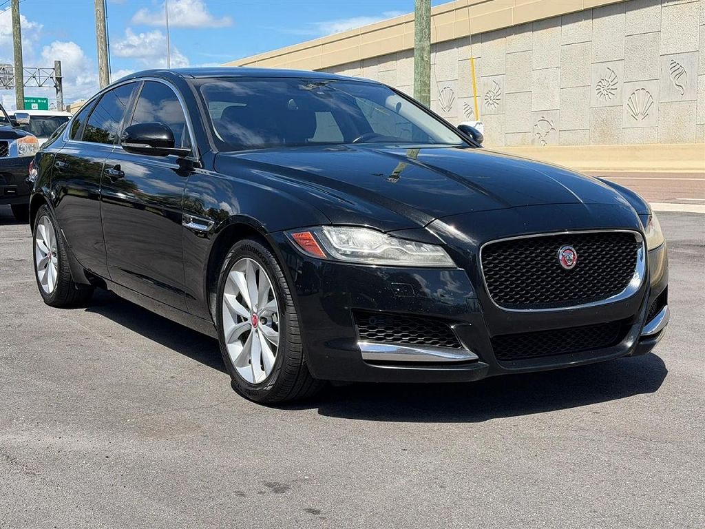 2018 Jaguar XF 25t Premium