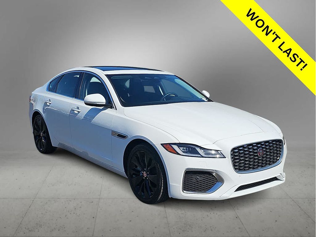 2022 Jaguar XF P250 SE
