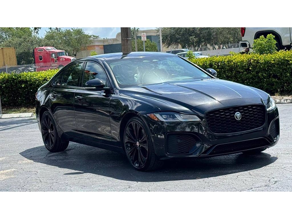 2022 Jaguar XF P250 SE