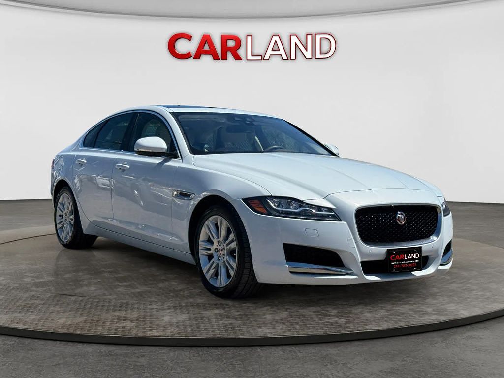 2016 Jaguar XF 35t Premium