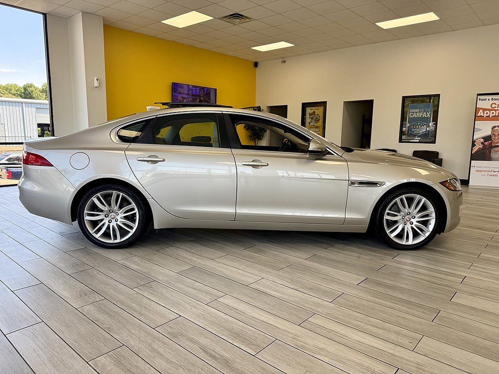 2016 Jaguar XF 35t Premium