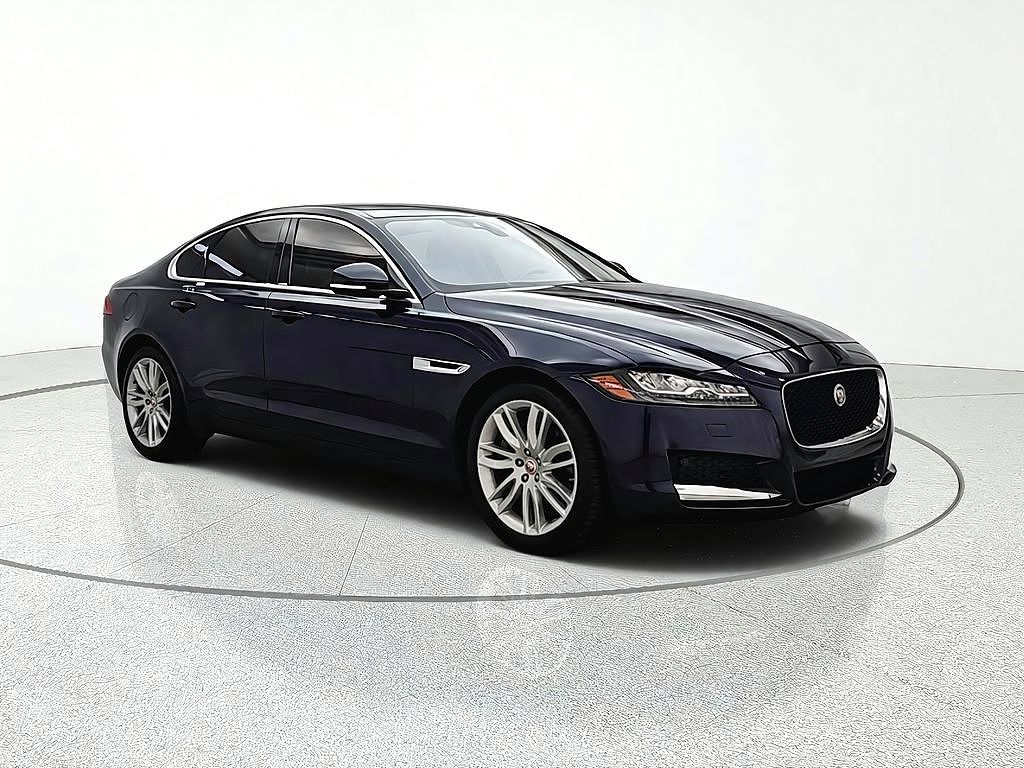 2017 Jaguar XF 35t Prestige