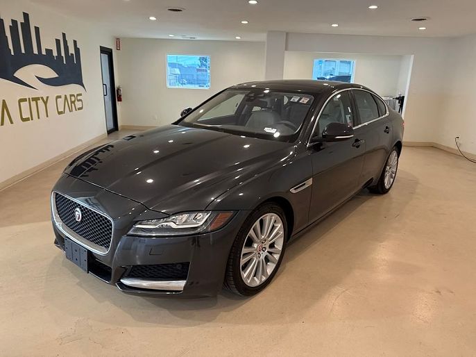 2020 Jaguar XF 25t Prestige