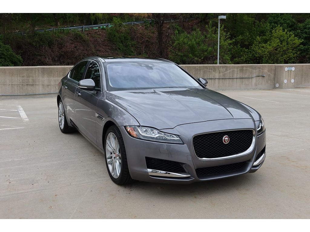 2020 Jaguar XF 30t Prestige