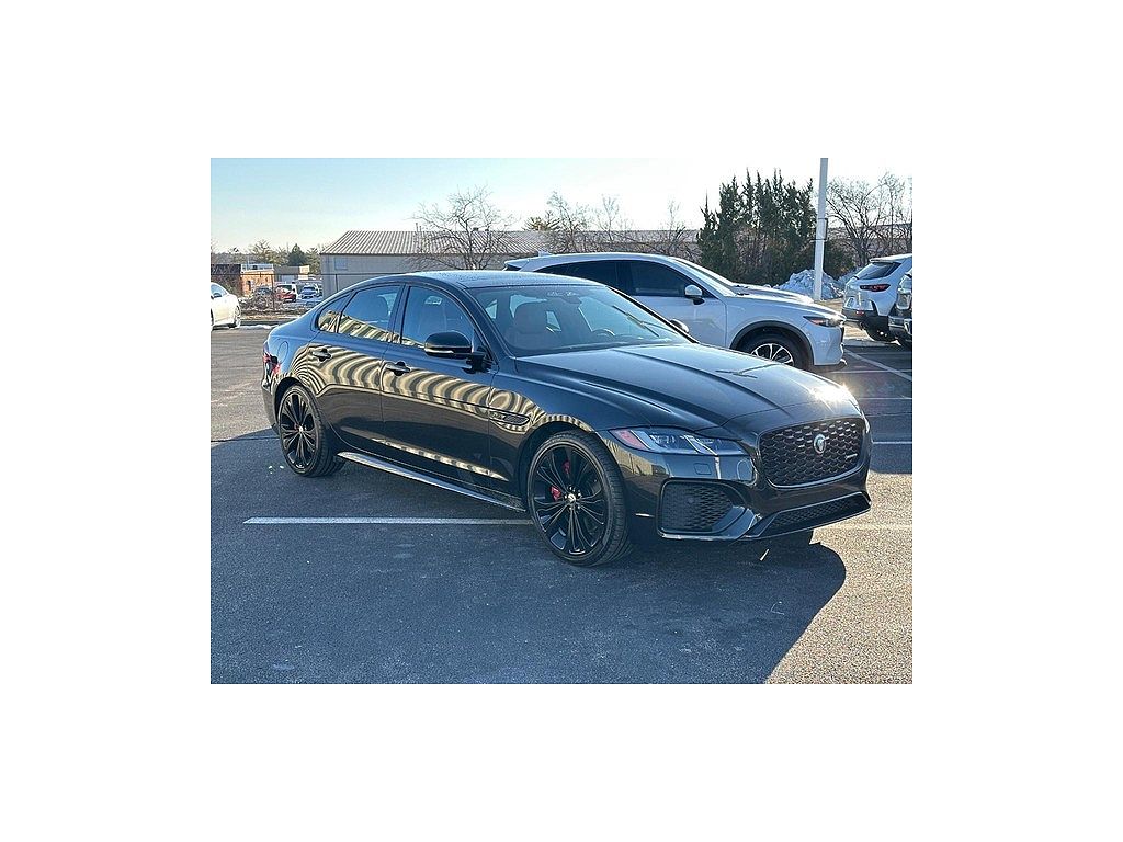 2024 Jaguar XF P300 R-Dynamic SE