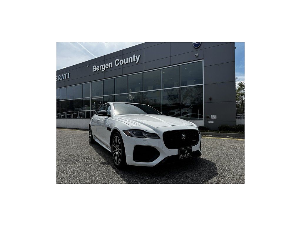 2024 Jaguar XF P300 R-Dynamic SE