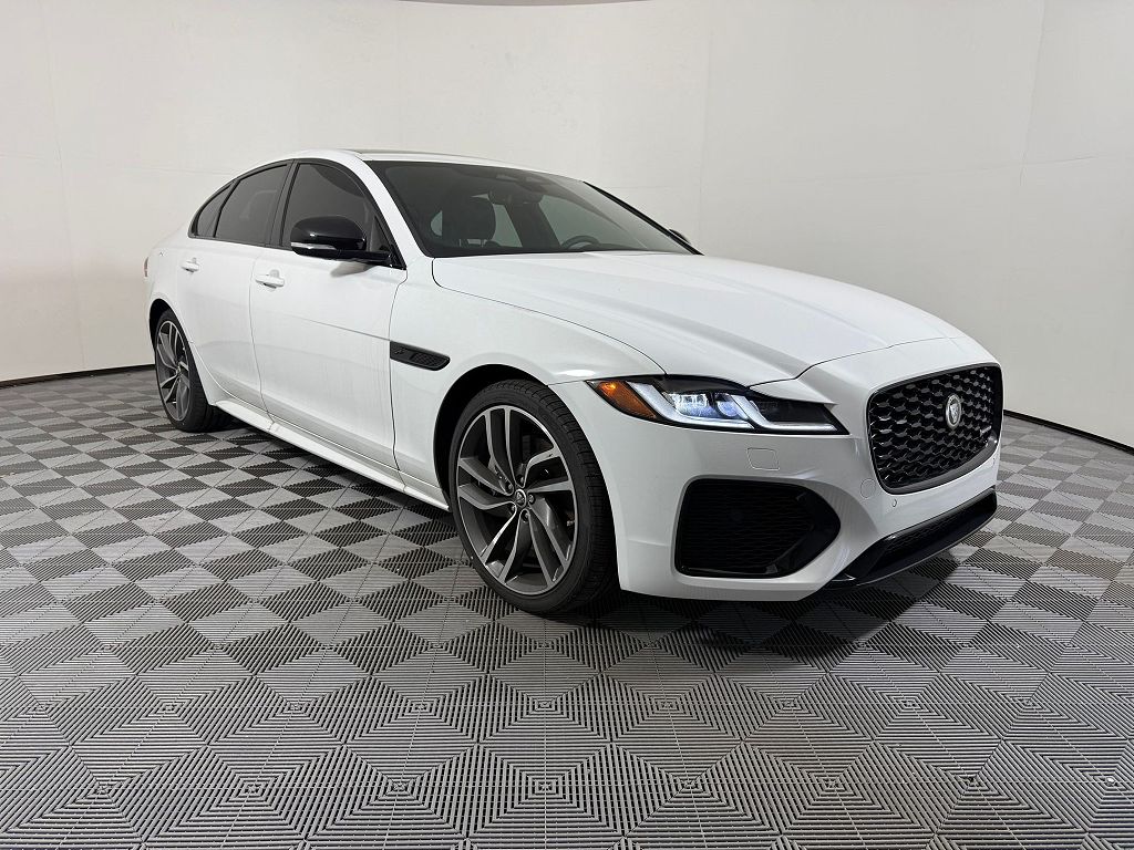 2024 Jaguar XF P300 R-Dynamic SE