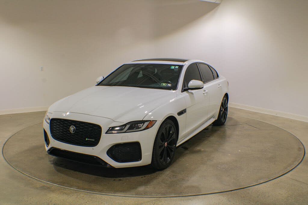 2022 Jaguar XF P300 R-Dynamic SE