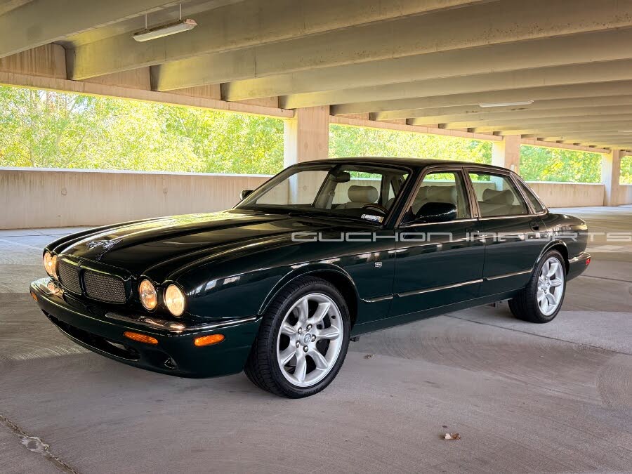 2000 Jaguar XJ