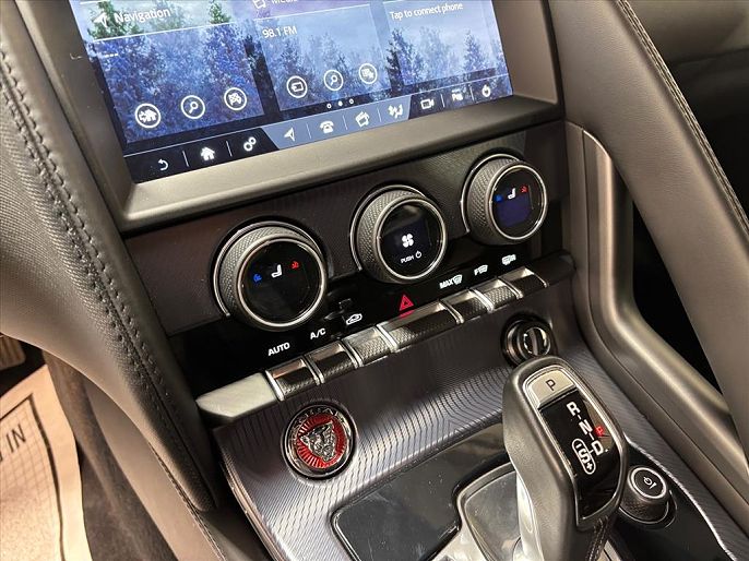 Jaguar F-Type P300 2020 — миниатюра 16