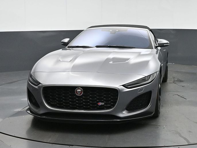Jaguar F-Type P300 2021 — миниатюра 2