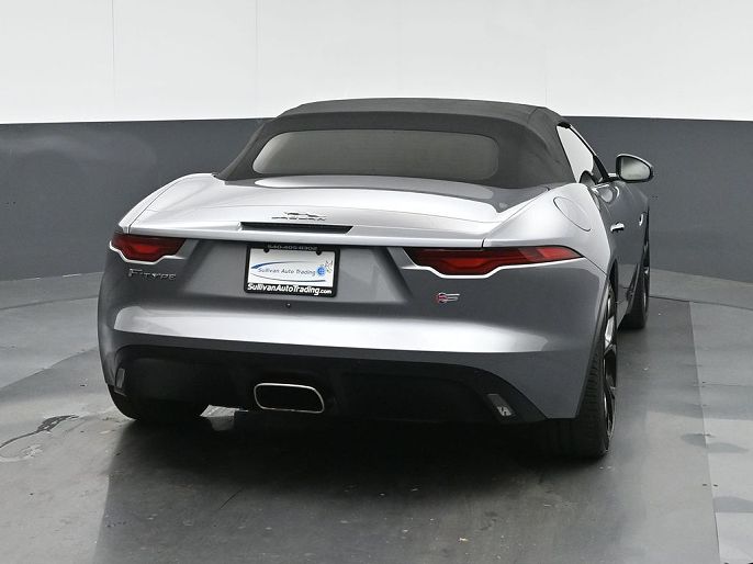Jaguar F-Type P300 2021 — миниатюра 6