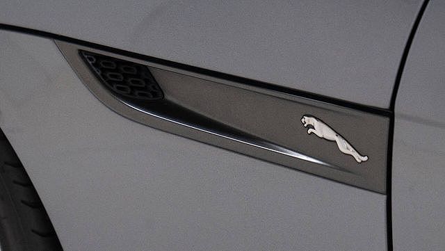 Jaguar F-Type P300 First Edition 2021 — миниатюра 14