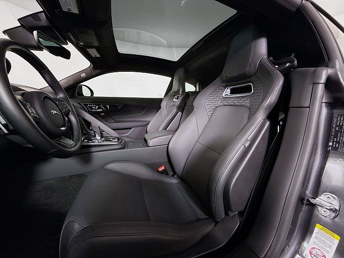 Jaguar F-Type P450 75 2024 — миниатюра 11