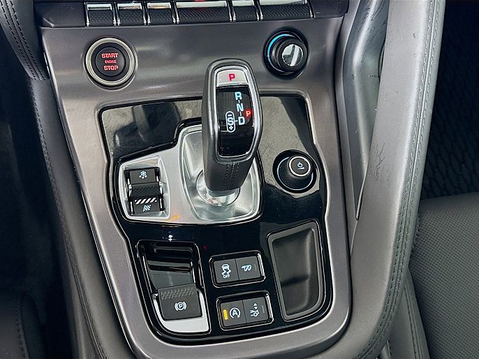 Jaguar F-Type P450 75 2024 — миниатюра 18