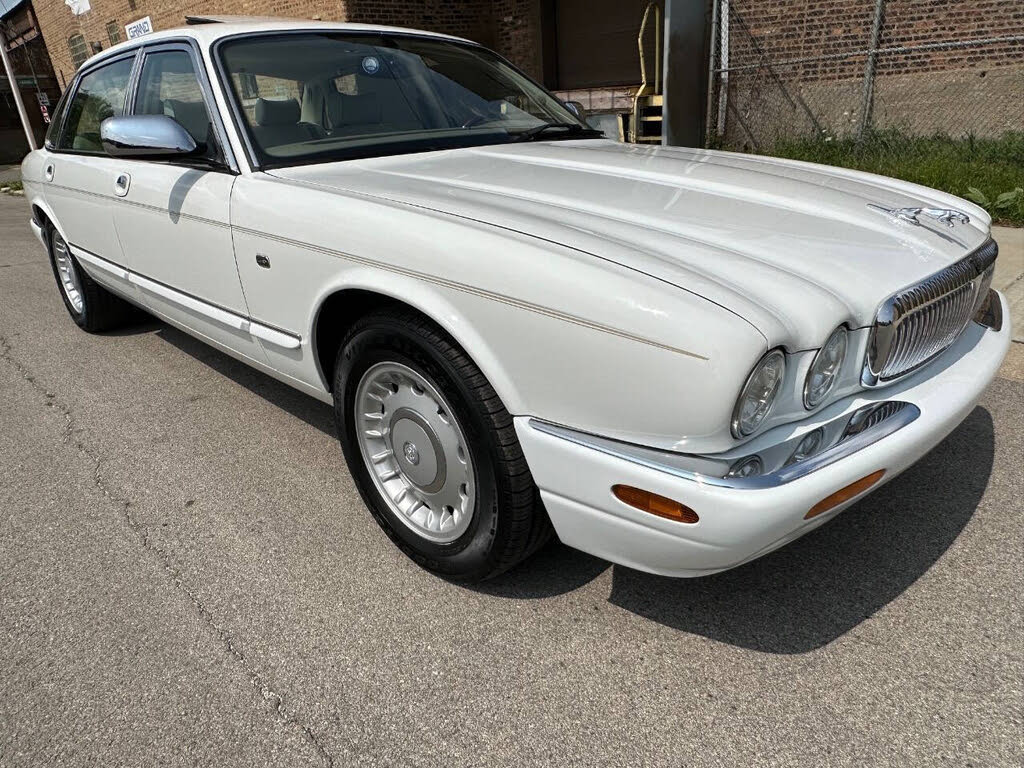 1999 Jaguar XJ Vanden Plas