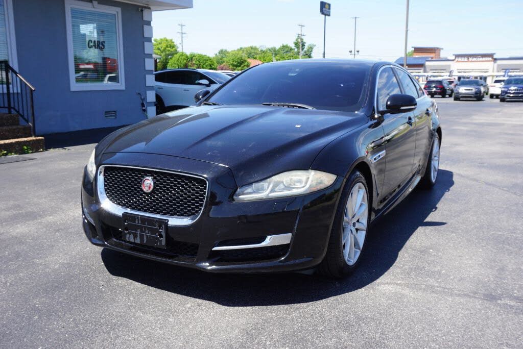 2016 Jaguar XJ R-Sport