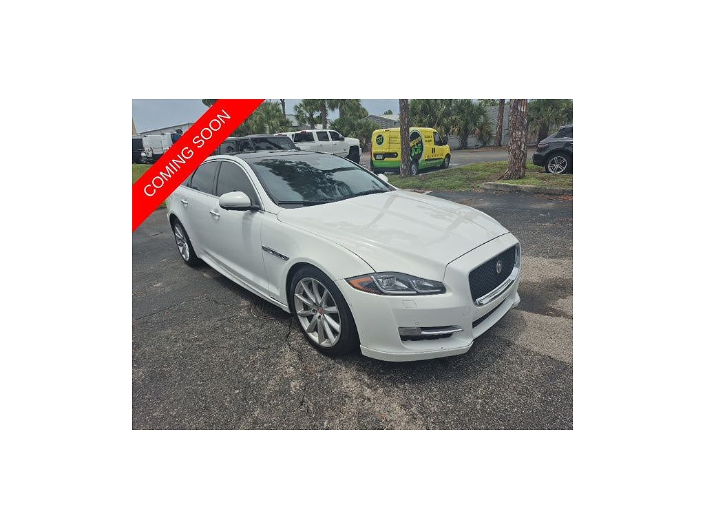 2016 Jaguar XJ R-Sport