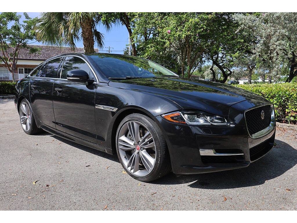 2016 Jaguar XJ Supercharged