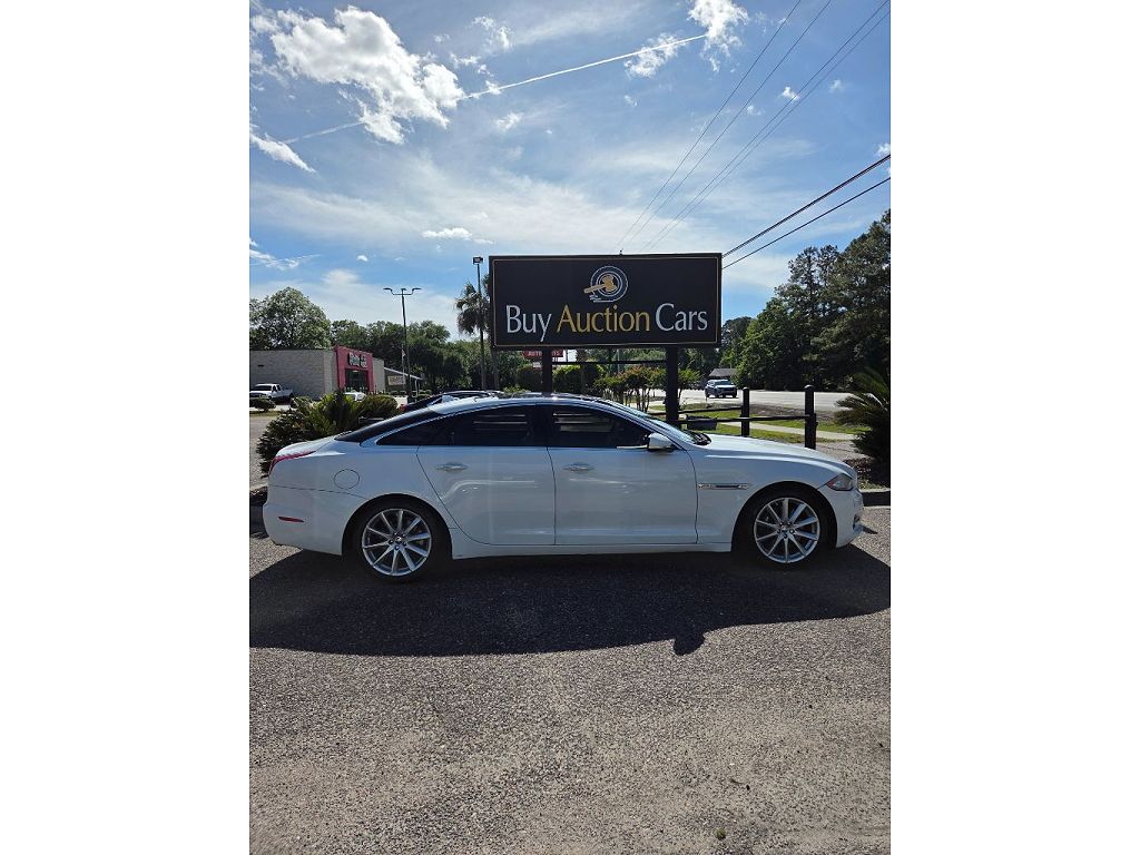 2014 Jaguar XJ
