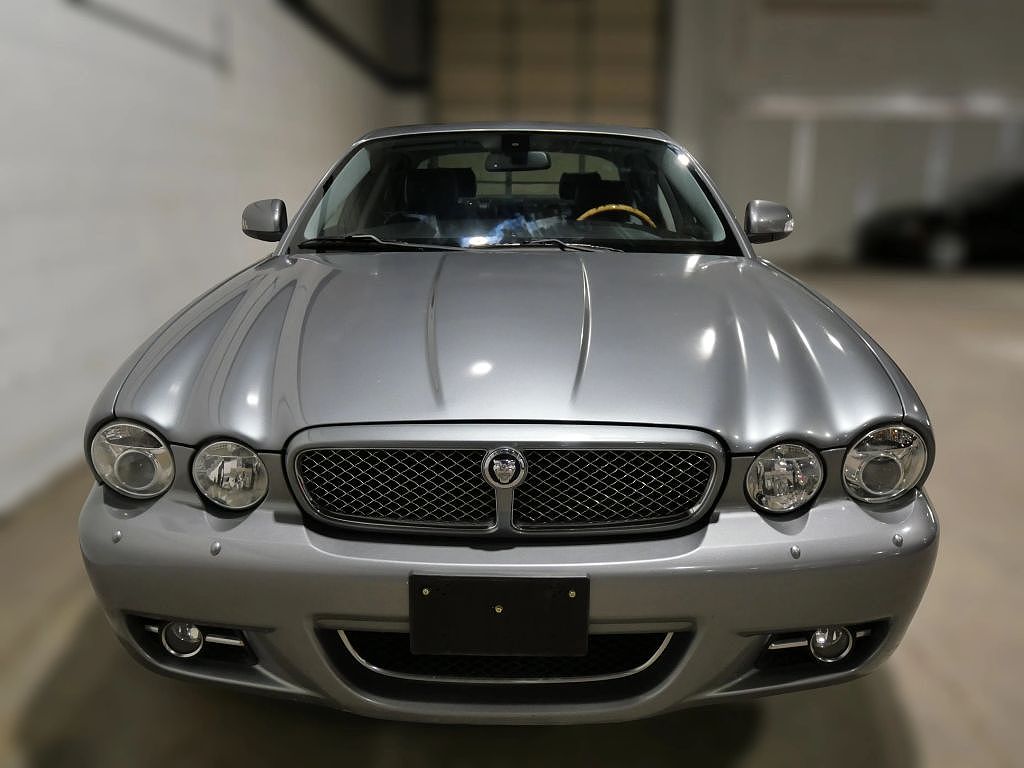 2008 Jaguar XJ-Series XJ8 L