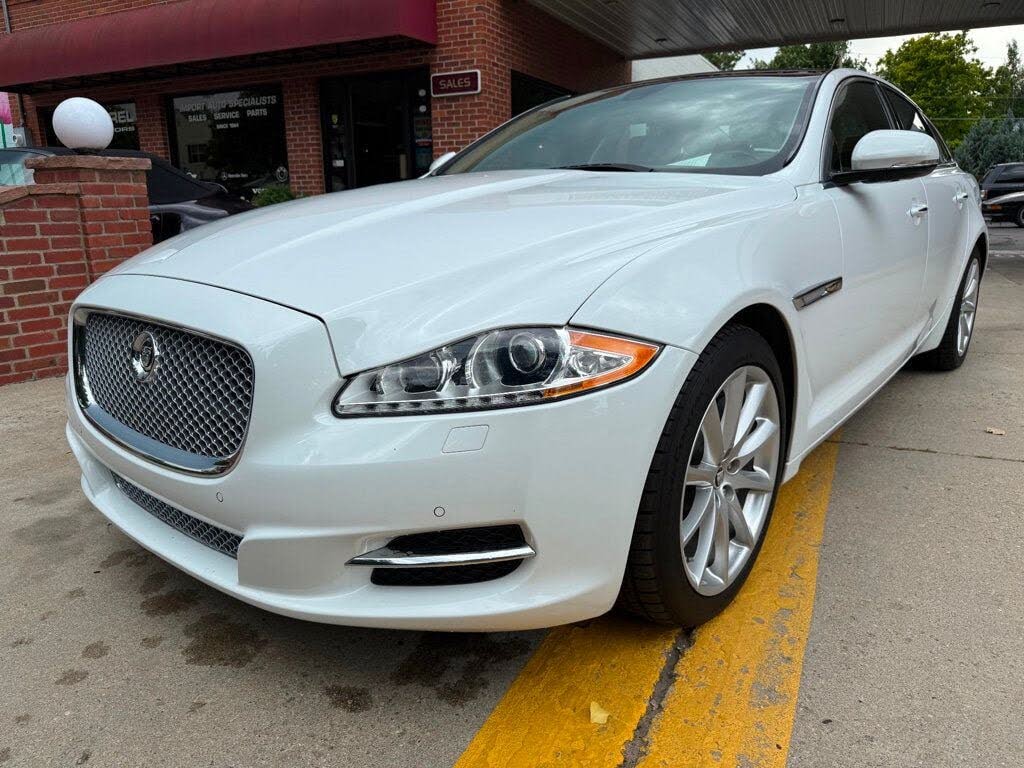 2013 Jaguar XJ