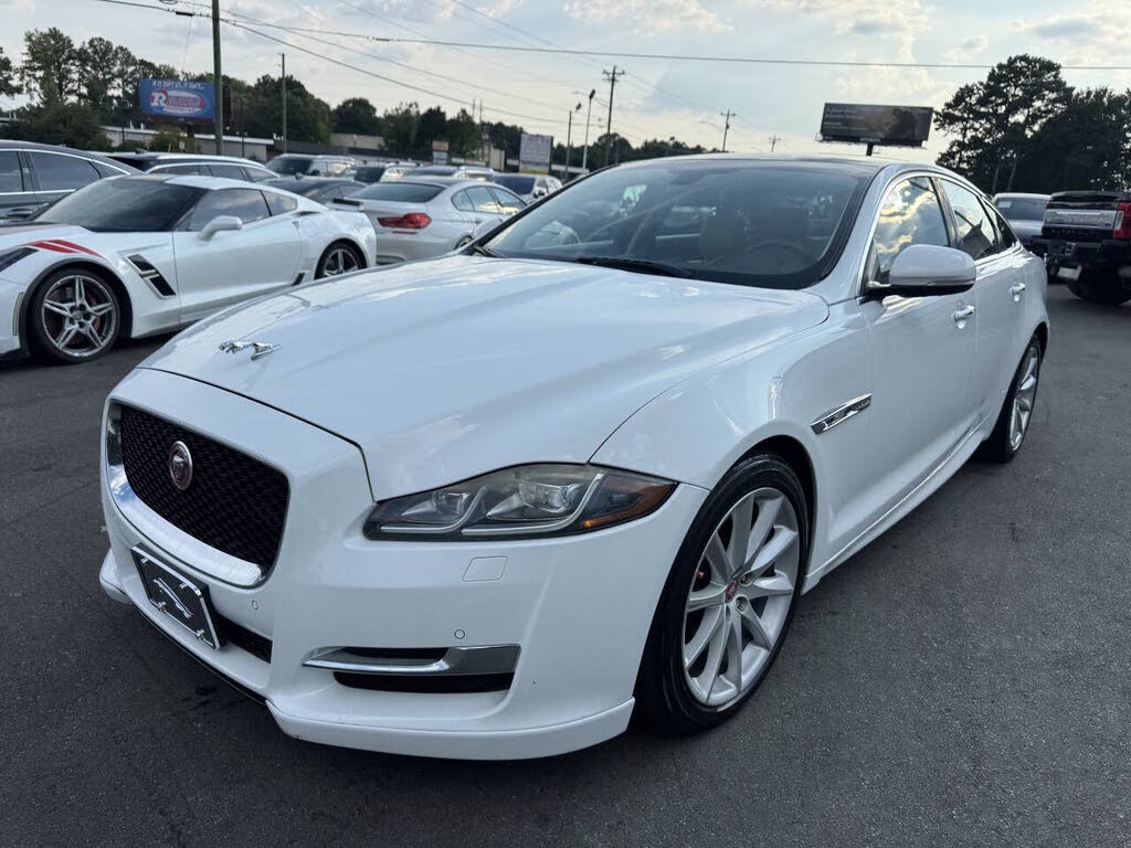 2016 Jaguar XJ R-Sport