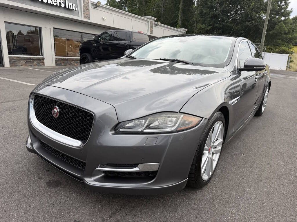 2019 Jaguar XJ R-Sport